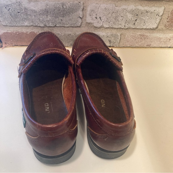 Eastland Womens Size 8 Brown Leather Kiltie Fringe Slip On Loafer - Picture 3 of 6